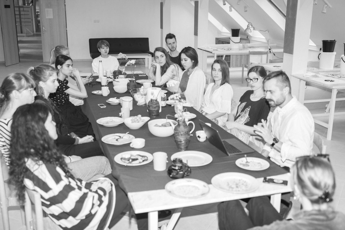 Konzultace se studenty, sympozium K.I.T., FUD UJEP, Dubí, foto archiv A. Tomáška