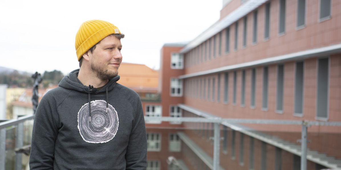 Foto: Josef Růžička, archiv UJEP Odborný asistent Ateliéru aplikované a reklamní fotografie FUD UJEP Jiří Dvořák.