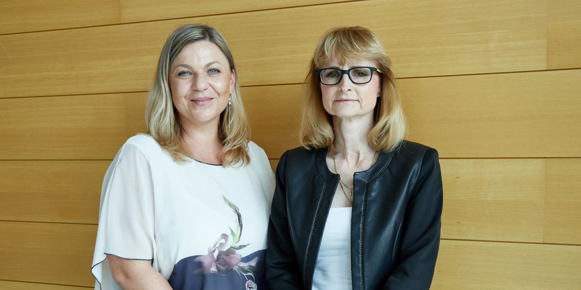 Hana Štverková a Petra Horváthová (zleva) 