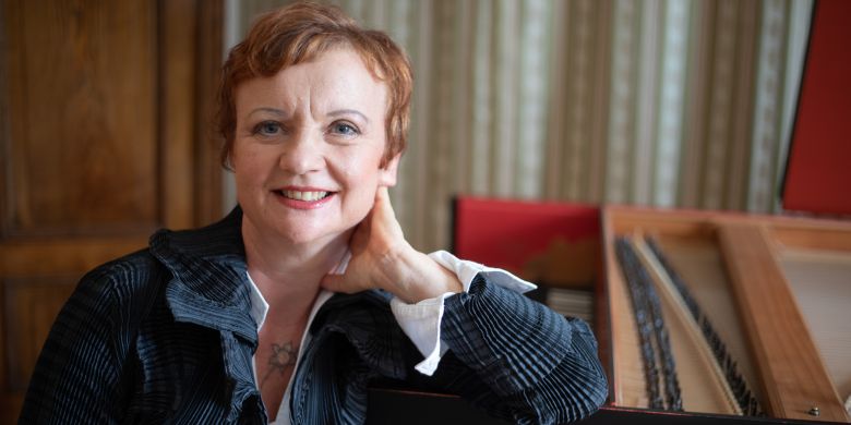 Barbara Maria Willi je profesorkou hry na cembalo. Na HF JAMU založila první oddělení staré hudby na české vysoké škole a již od roku 1991 v tuzemsku významně přispívá k vývoji oboru historické interpretace.