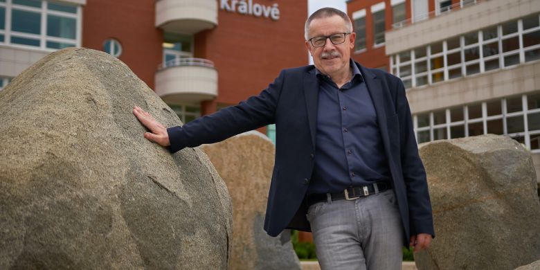 Emeritní děkan Pedagogické fakulty UHK Pavel Vacek.