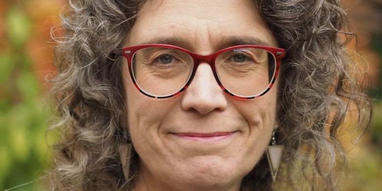 Rozhovor s pedagožkou a překladatelkou o tom, co brání ženám zapojit se do rozhodovacích procesů. 
