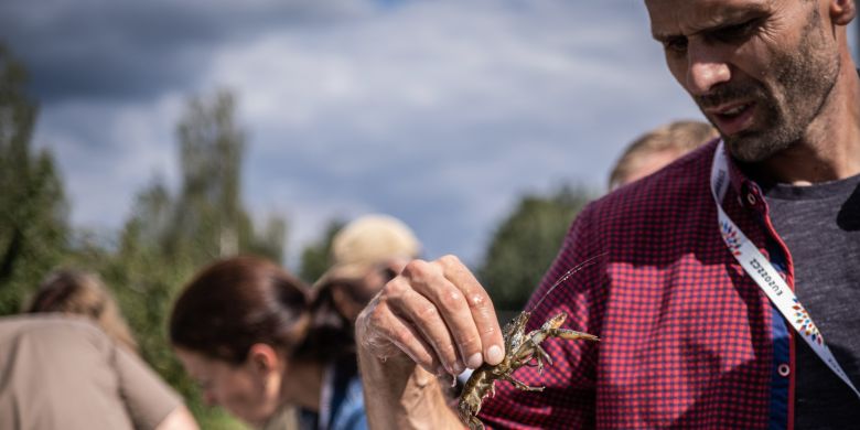 Jihočeské výzkumné centrum CENAKVA hostilo osmdesát generálních ředitelů a atašé pro rybolov z členských zemí Evropské unie, včetně zástupců Evropské komise.