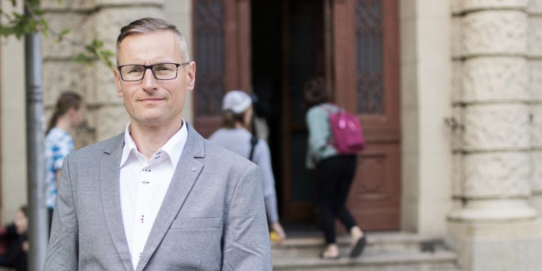 Bylo by chybou, kdyby se opakoval propadák z roku 2009, kdy většina šikovných lidí, kteří přišli pracovat pro předsednictví, ze státní správy zmizela, upozorňuje Petr Kaniok.