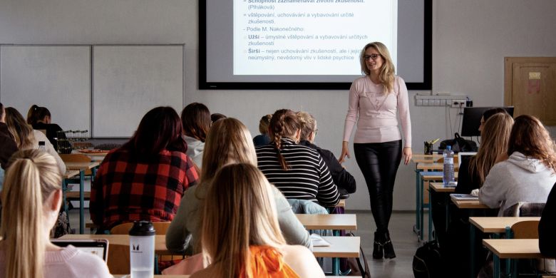 Letos na jaře požádá FPE o akreditaci bakalářského programu Psychologie 2.
