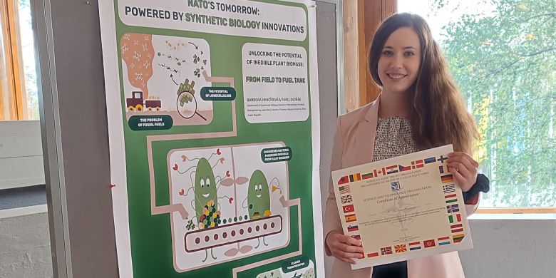 Barbora Hnčířová se zabývá výzkumem rozkladu odpadní rostlinné biomasy. Foto: Archiv PřF MUNI