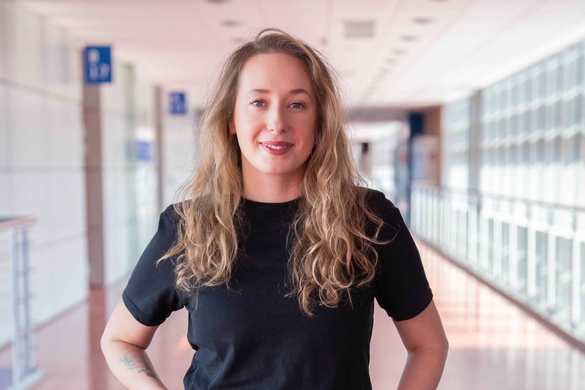 Foto: LF MU Koordinátorka Juniorské akademie LF MU Nikola Kokešová.