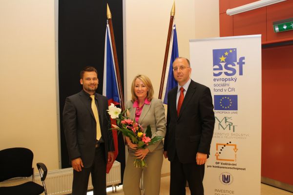 Setkání a&nbsp;jednání prof. Nečase s&nbsp;víceprezidentkou univerzity v&nbsp;Arizoně (USA) prof. Fossum.