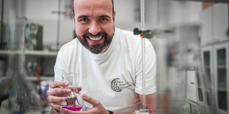 Metalothionein začal Adam studovat už před dvaceti lety, kdy jej zaujala jeho schopnost chránit buňky před toxickými kovy.