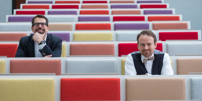 Proděkan Právnické fakulty Masarykovy univerzity Pavel Koukal (vpravo) a jeho kolega z Ústavu práva a technologií Právnické fakulty Masarykovy univerzity Matěj Myška.