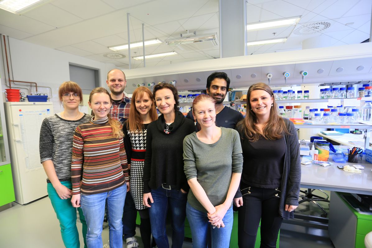 Štěpánka Vaňáčová (in the middle) with a&nbsp;part of members of her research group.