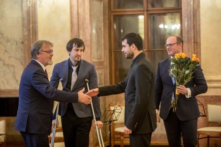 Výsledky práce Matěje Moravčíka a Martina Schmida publikoval časopis Science.