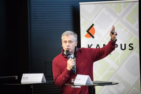 Doktorský student má především vědecky pracovat, a ne se věnovat pedagogice, říká profesor Martin Fusek. Foto: Universitas