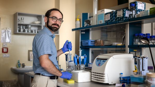 Aleš Pečinka in the lab. Photograph: Miroslav Bednařík.