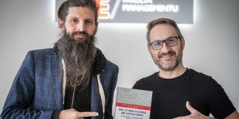 „Digitální domorodce“ zkoumali Mojmír Sabolovič a Jan Pospíšil z VŠE.